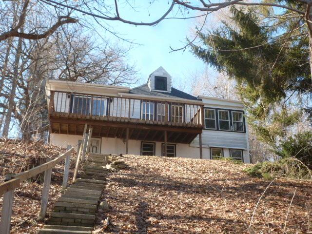 7930 Greendale Ave, Burlington, WI 53105