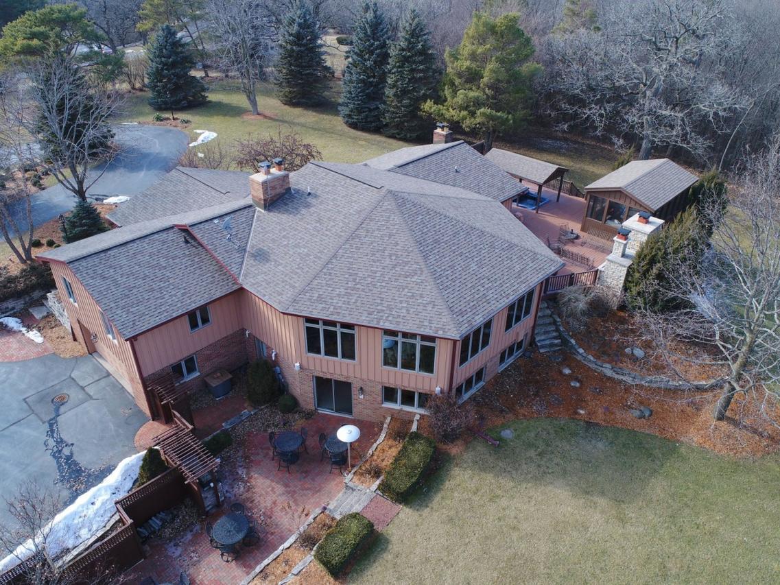 S28W30070 Bryn Mawr Ct, Genesee, WI 53188