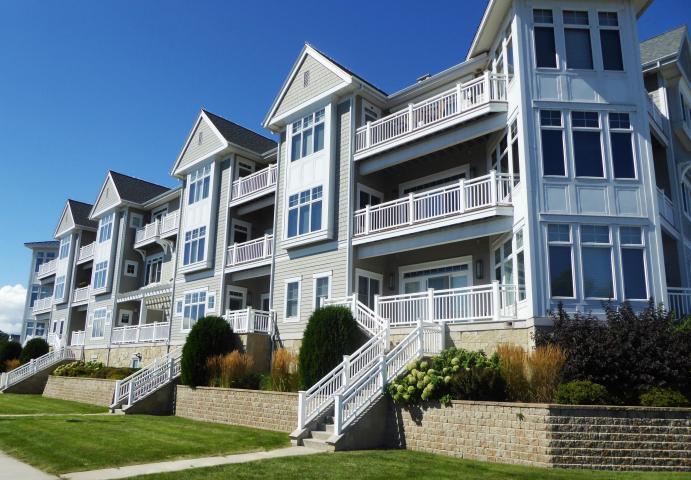 303 Pennsylvania Ave. #305, Sheboygan, WI 53081
