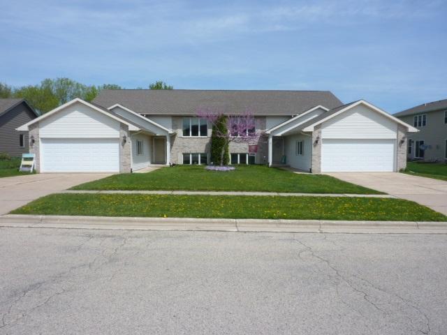 189 Dykstra Dr #191, Fall River, WI 53932