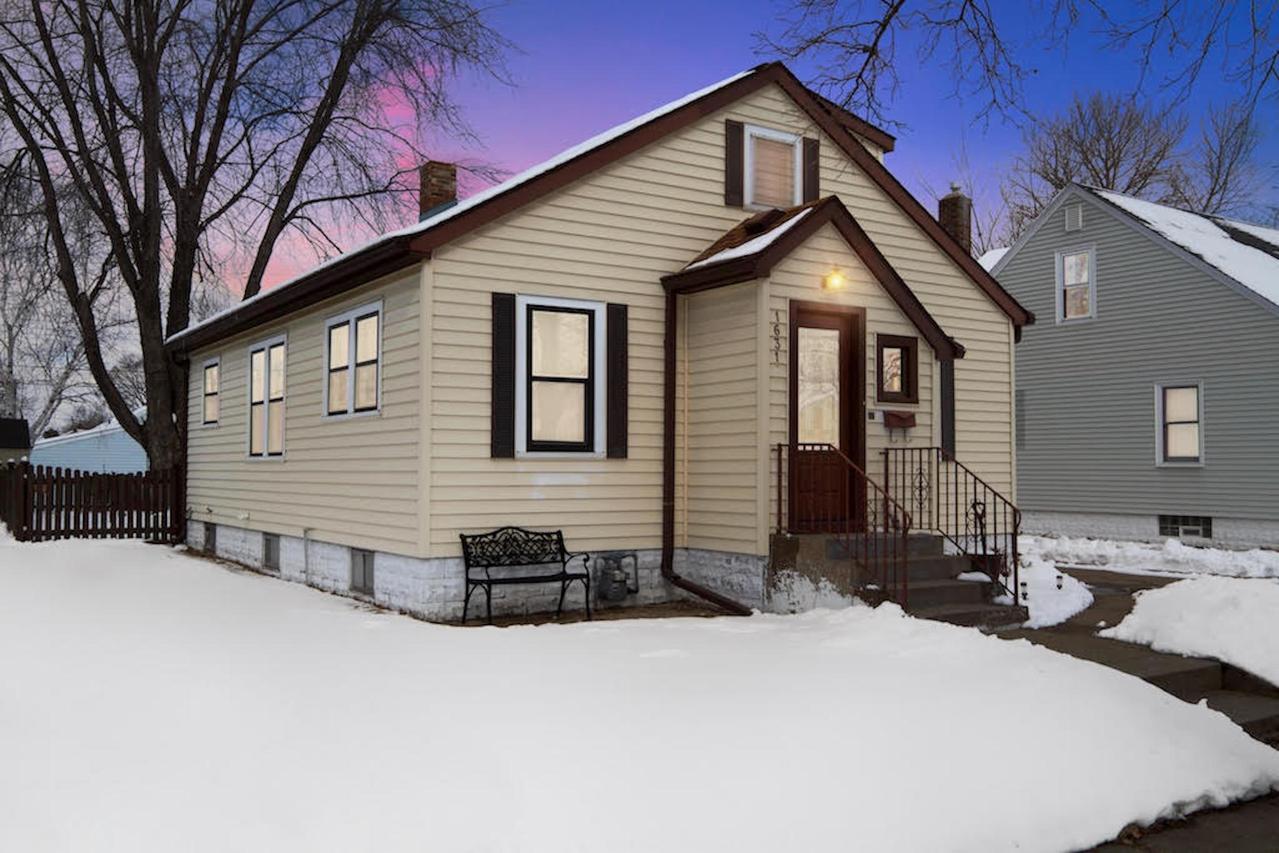 1631 Barlow St, La Crosse, WI 54601