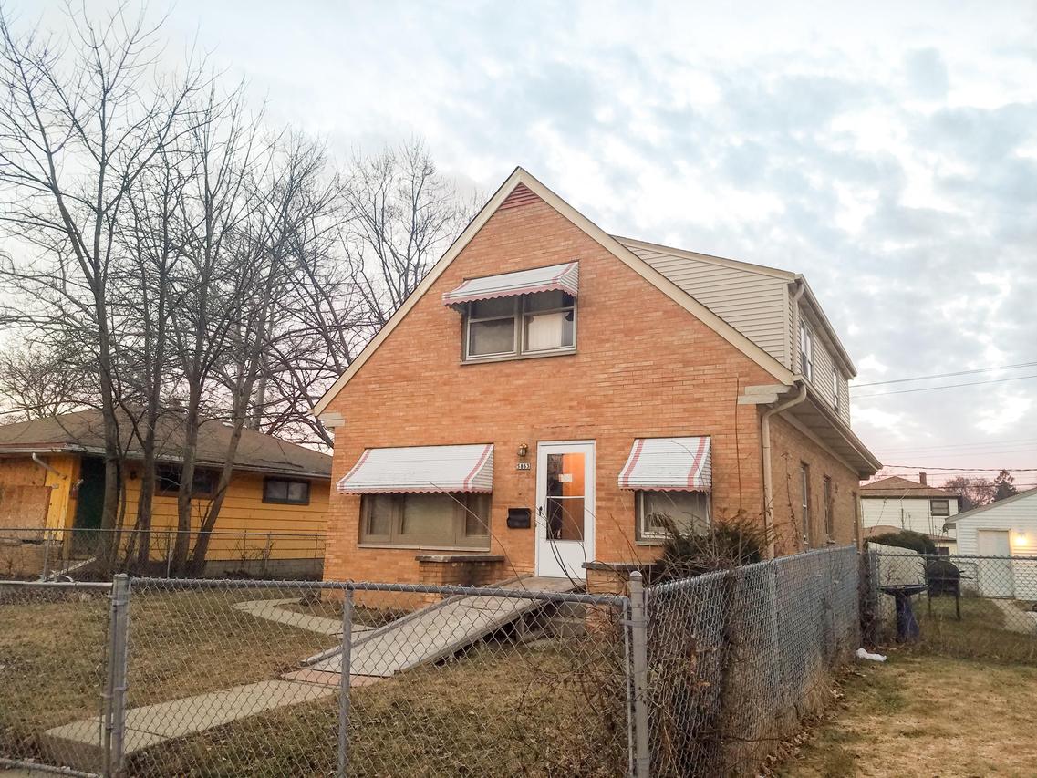 5863 N 68th St, Milwaukee, WI 53218