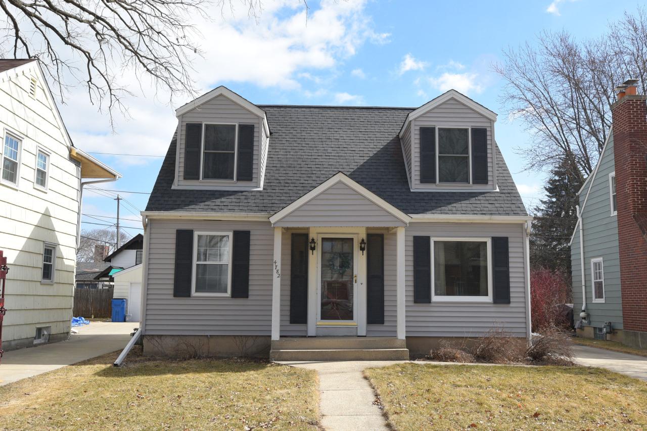 4782 N Woodruff Ave, Whitefish Bay, WI 53211
