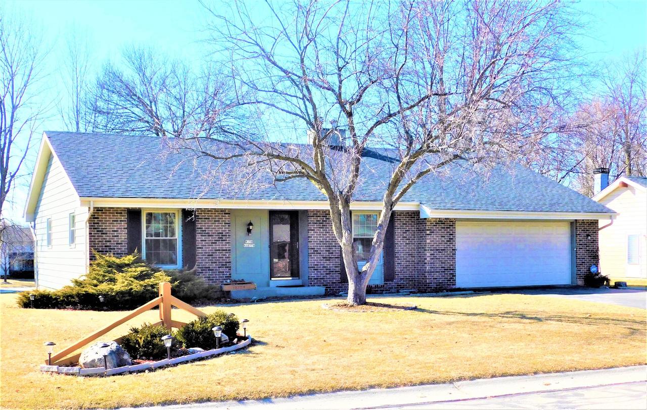 W159N10779 Captains Dr, Germantown, WI 53022