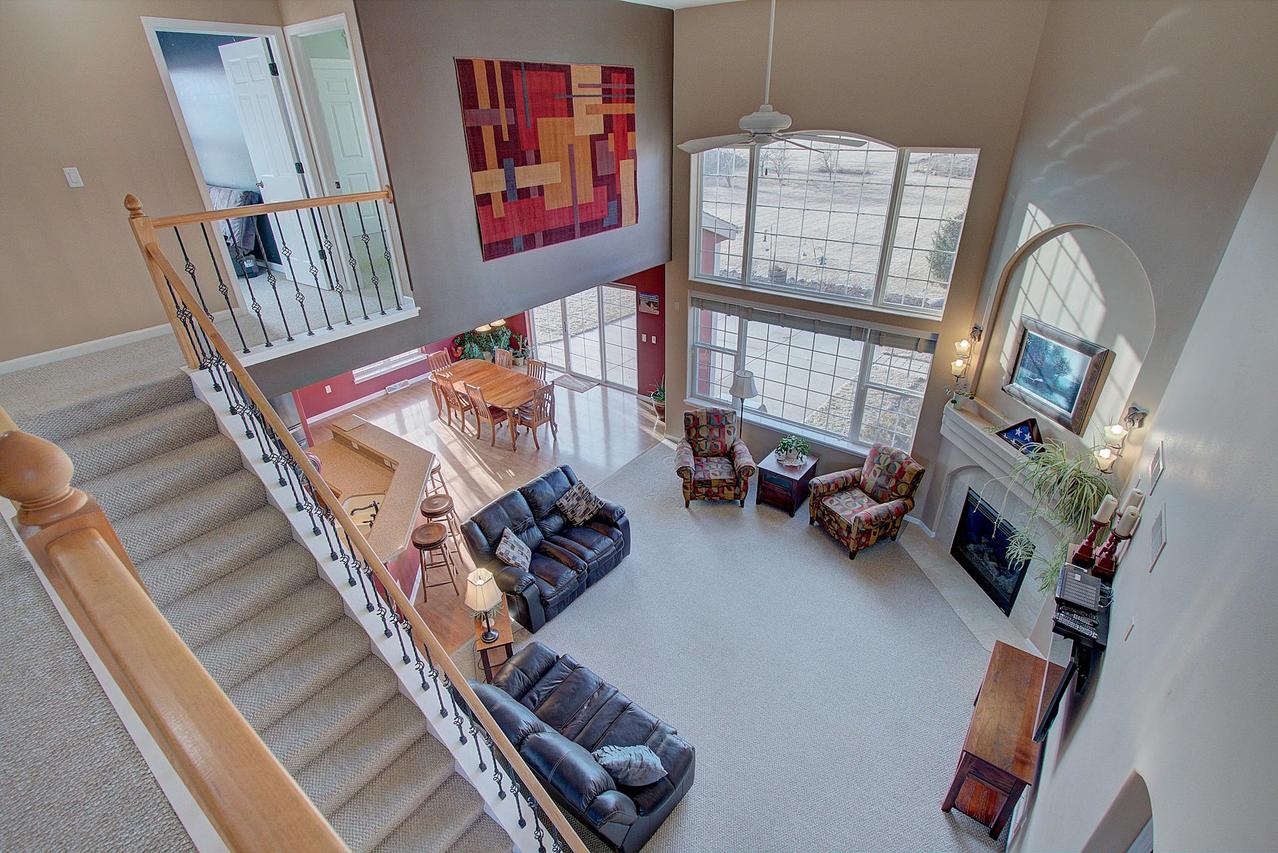 S88W34737 Nesting Ln, Eagle, WI 53119