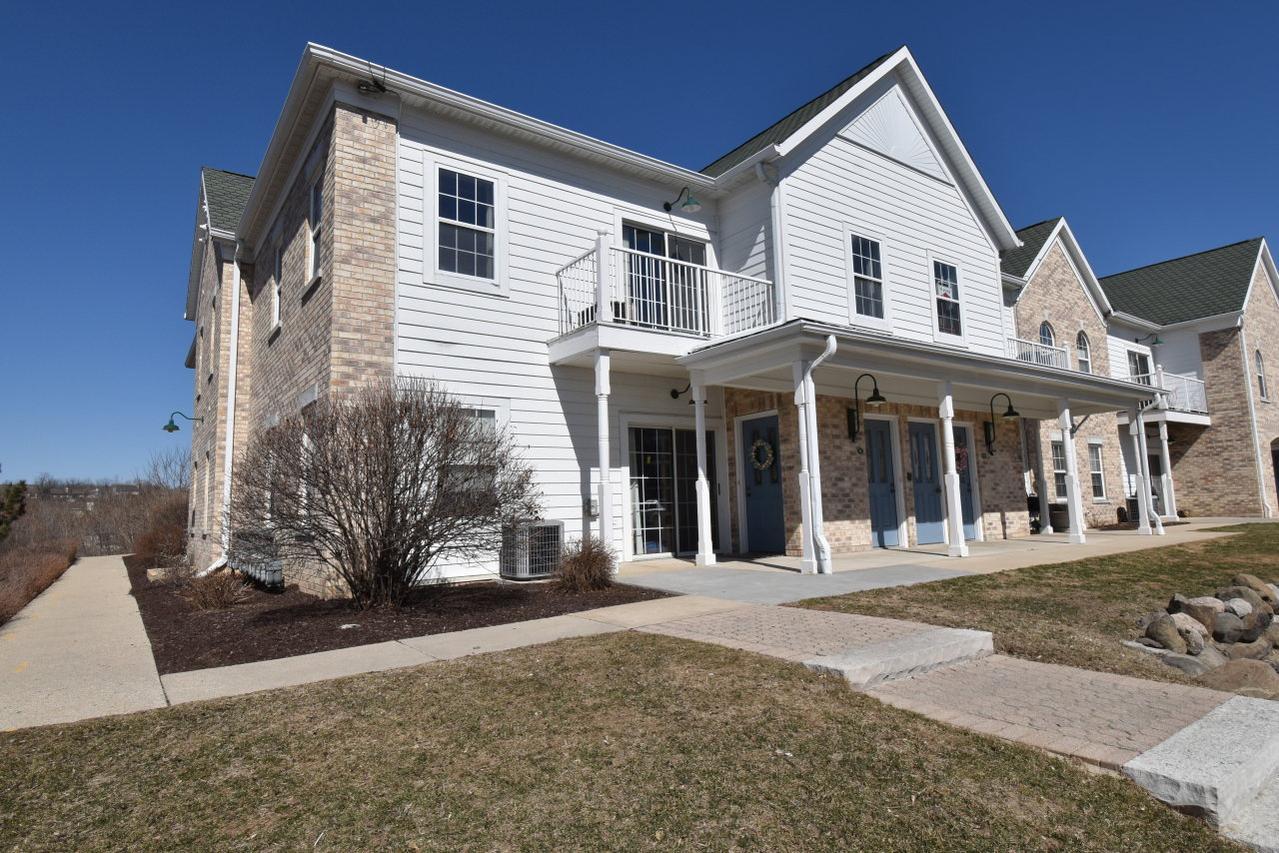 2732 Northview Rd. #75, Waukesha, WI 53188