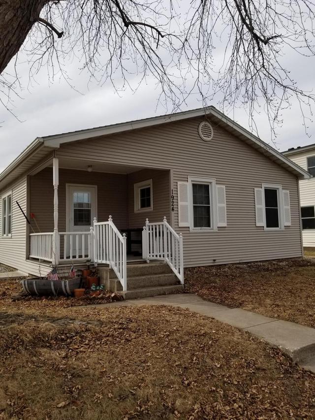 1924 20th St, La Crosse, WI 54601