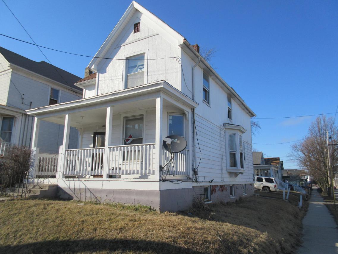 1200 Tenth St., Racine, WI 53403