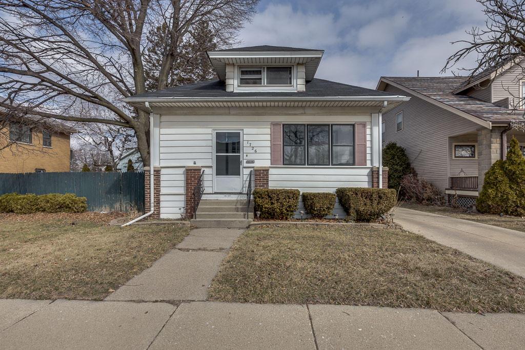 1726 Yout St, Racine, WI 53404