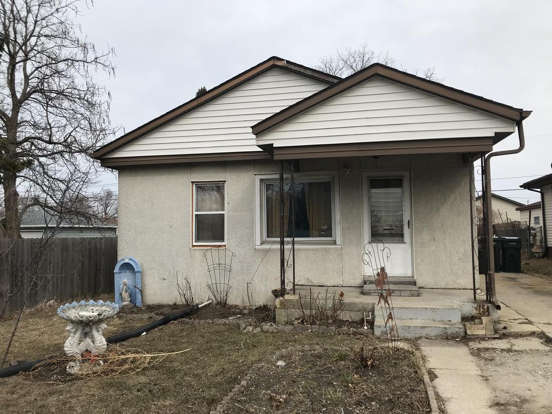 3131 Hickory Grove, Mount Pleasant, WI 53403