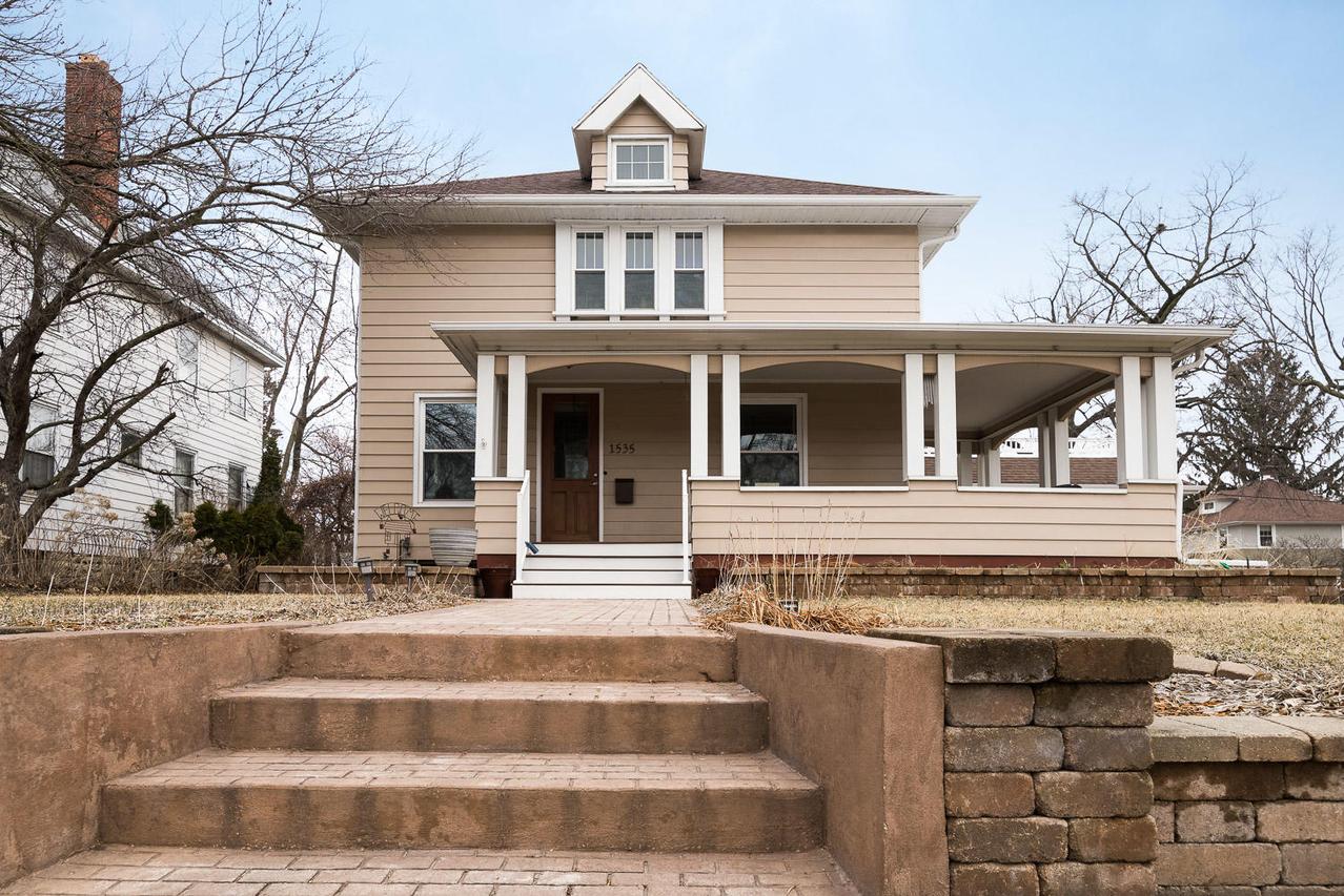 1535 Main St, La Crosse, WI 54601