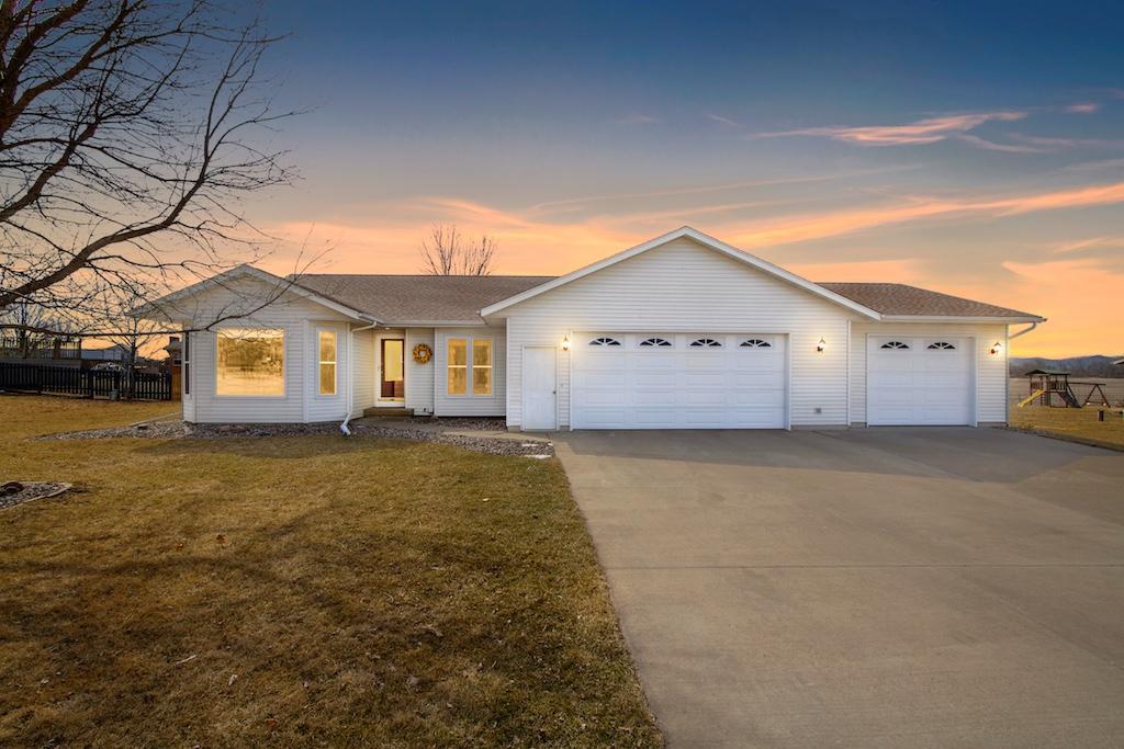 W4153 Ceresa Dr, Hamilton, WI 54669