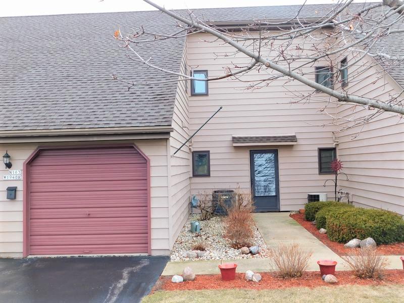 N163W19408 Cedar Run, Jackson, WI 53037