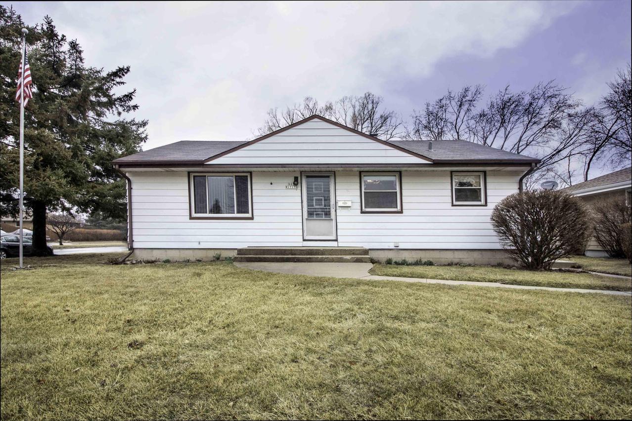 N85W17176 Ann Ave, Menomonee Falls, WI 53051