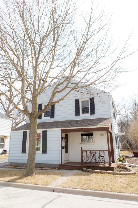 5732 Clover Ln., Greendale, WI 53129