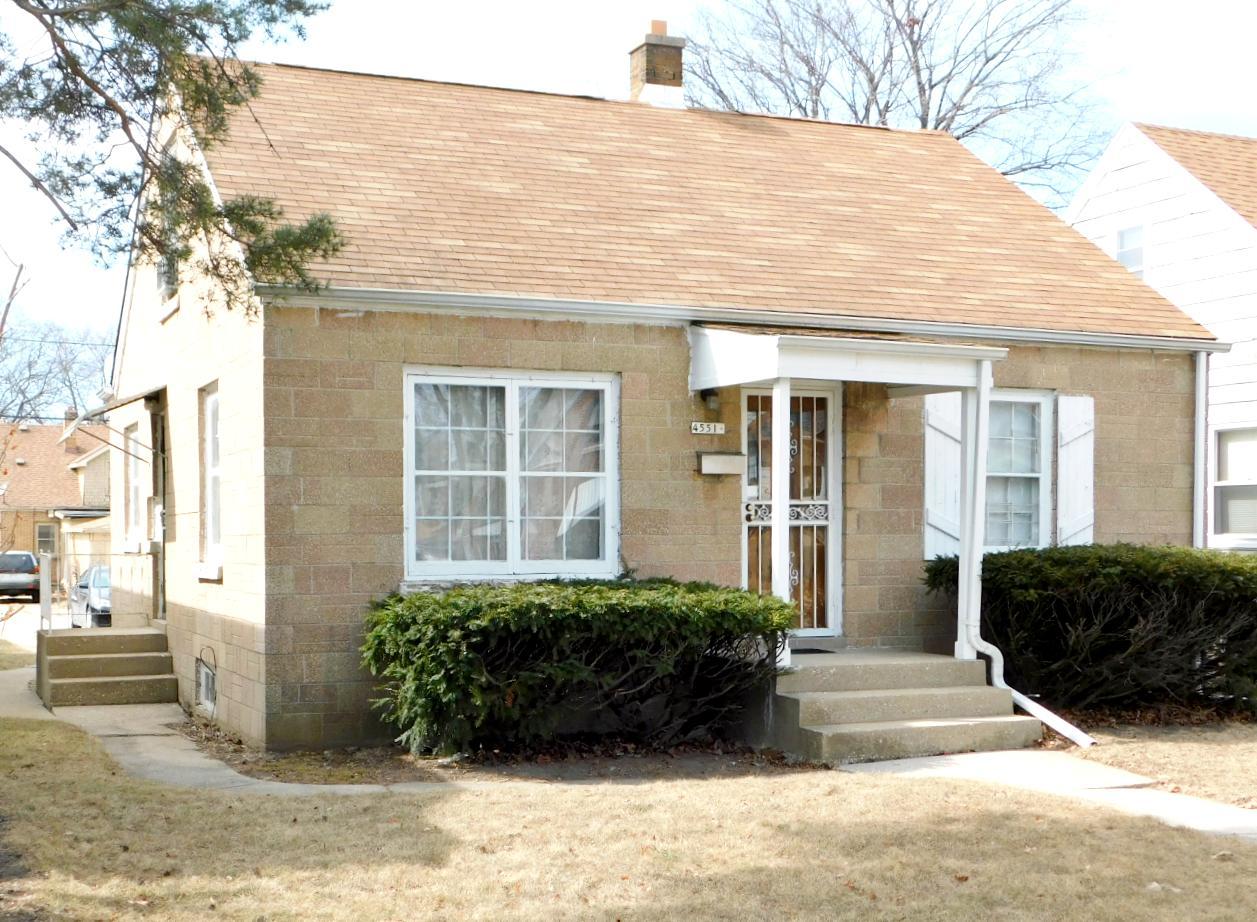 4551 N 40th St, Milwaukee, WI 53209