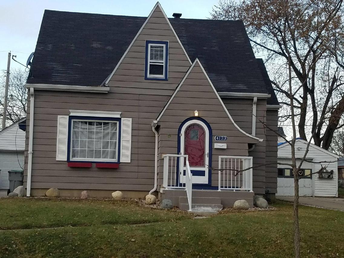 4123 N 71st St, Milwaukee, WI 53216