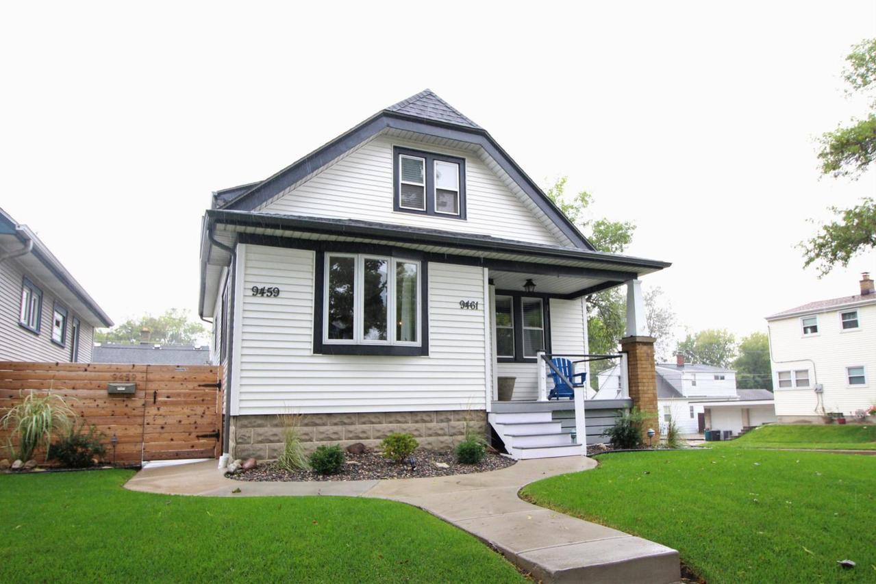 9459 W Lapham St, West Allis, WI 53214