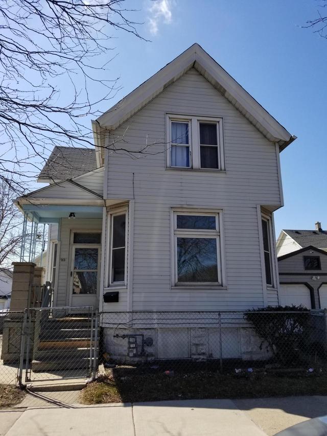 915 S 14th St., Milwaukee, WI 53204