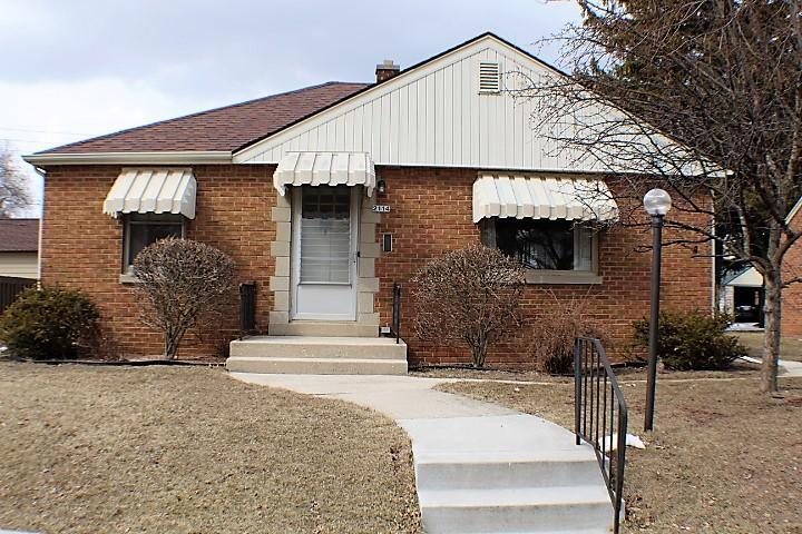 2114 Broadway Ave., Sheboygan, WI 53081