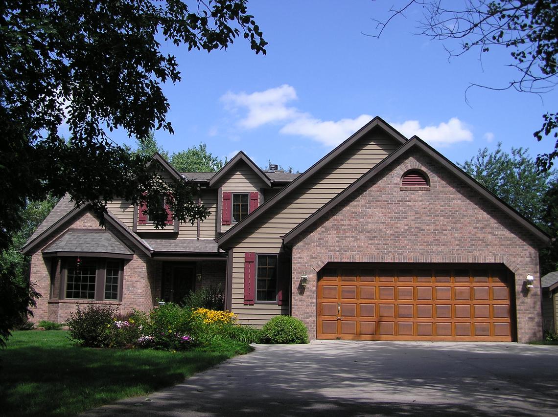 W294S6890 Valley Woods Pass, Mukwonago, WI 53149