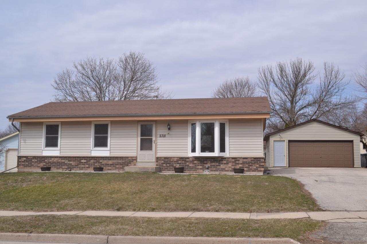 2318 Hughes Ln., Waukesha, WI 53188