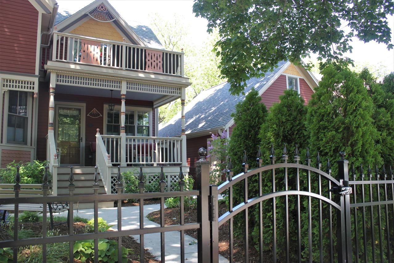 W65N704 St John Ave, Cedarburg, WI 53012
