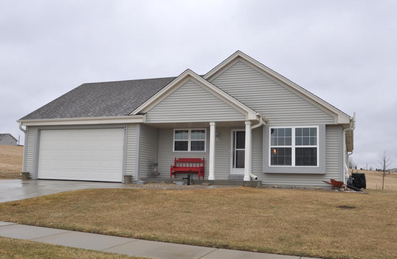 441 Saratoga Dr, Johnson Creek, WI 53038