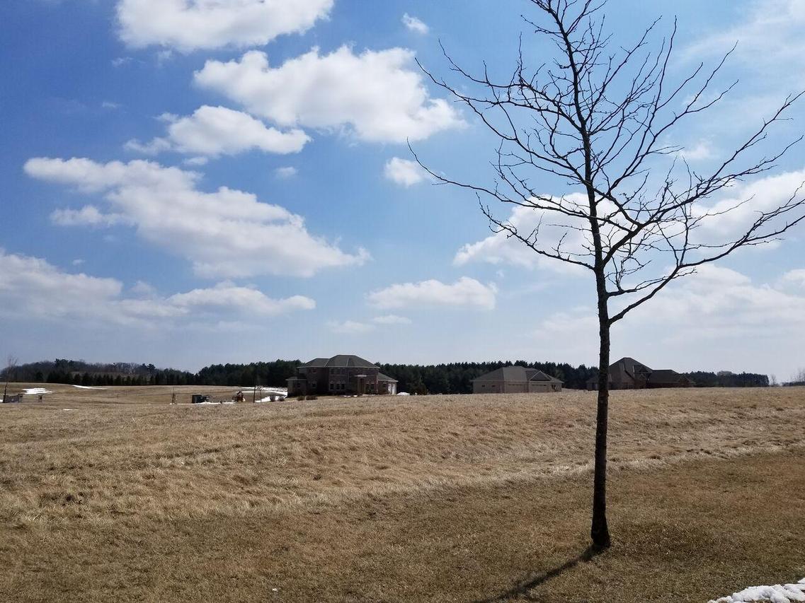 Lt5 Fox Chase - #Blk 1, Manitowoc, WI 54220