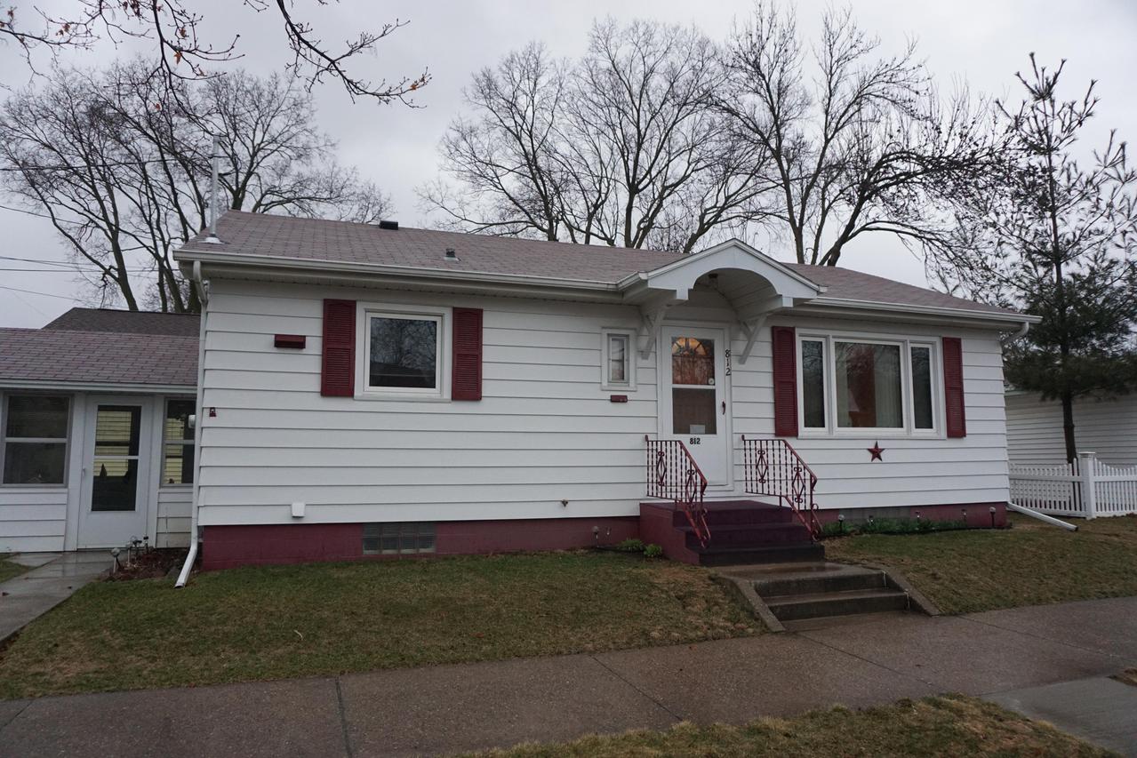 812 22nd St, La Crosse, WI 54601