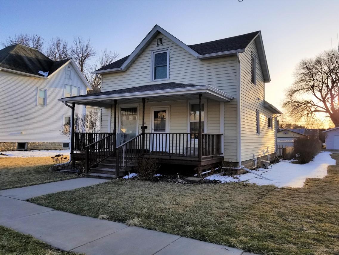 212 N Mill St, West Salem, WI 54669