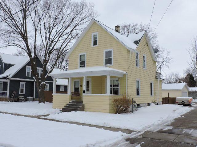 805 W Sherman Ave., Fort Atkinson, WI 53538