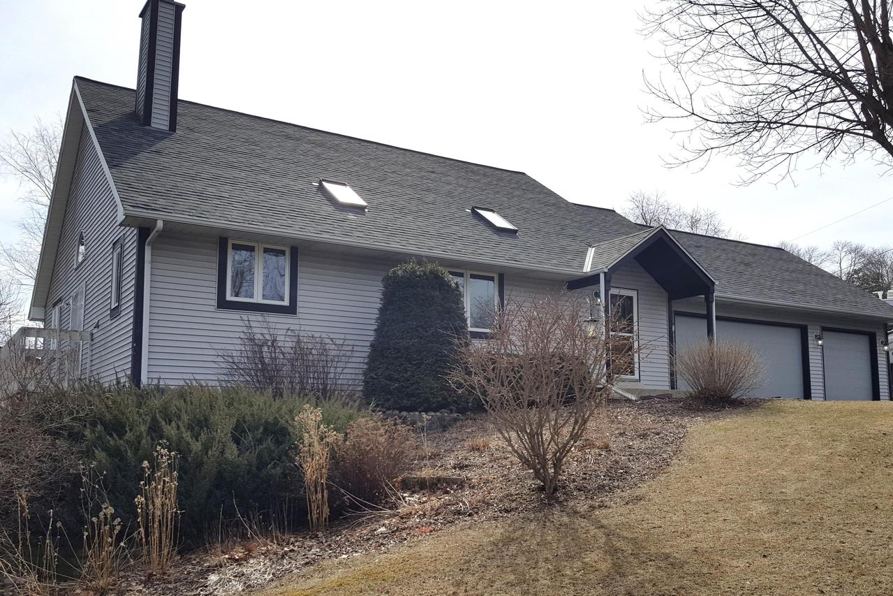 W279N5030 S Courtland Cir, Lisbon, WI 53072