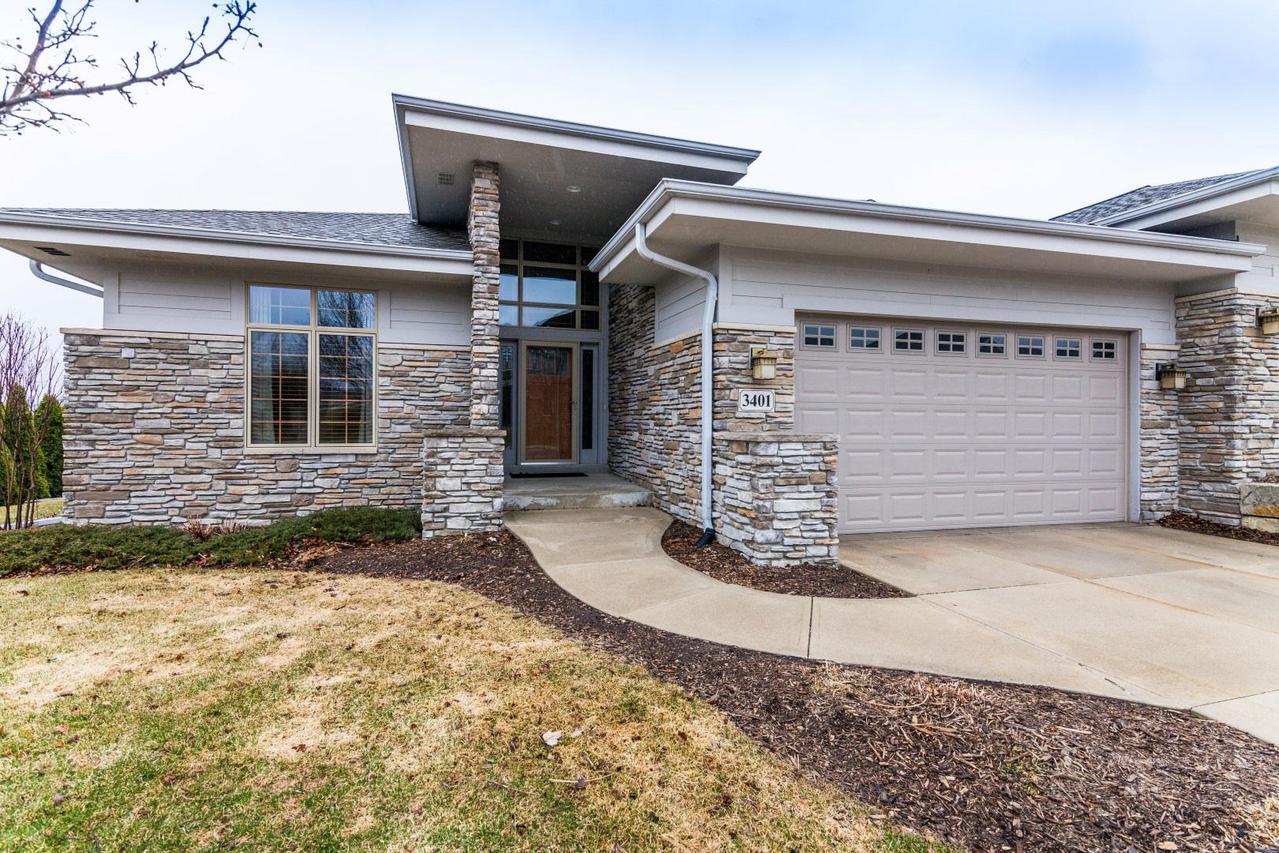 3401 Sequoia Cir., Waukesha, WI 53188