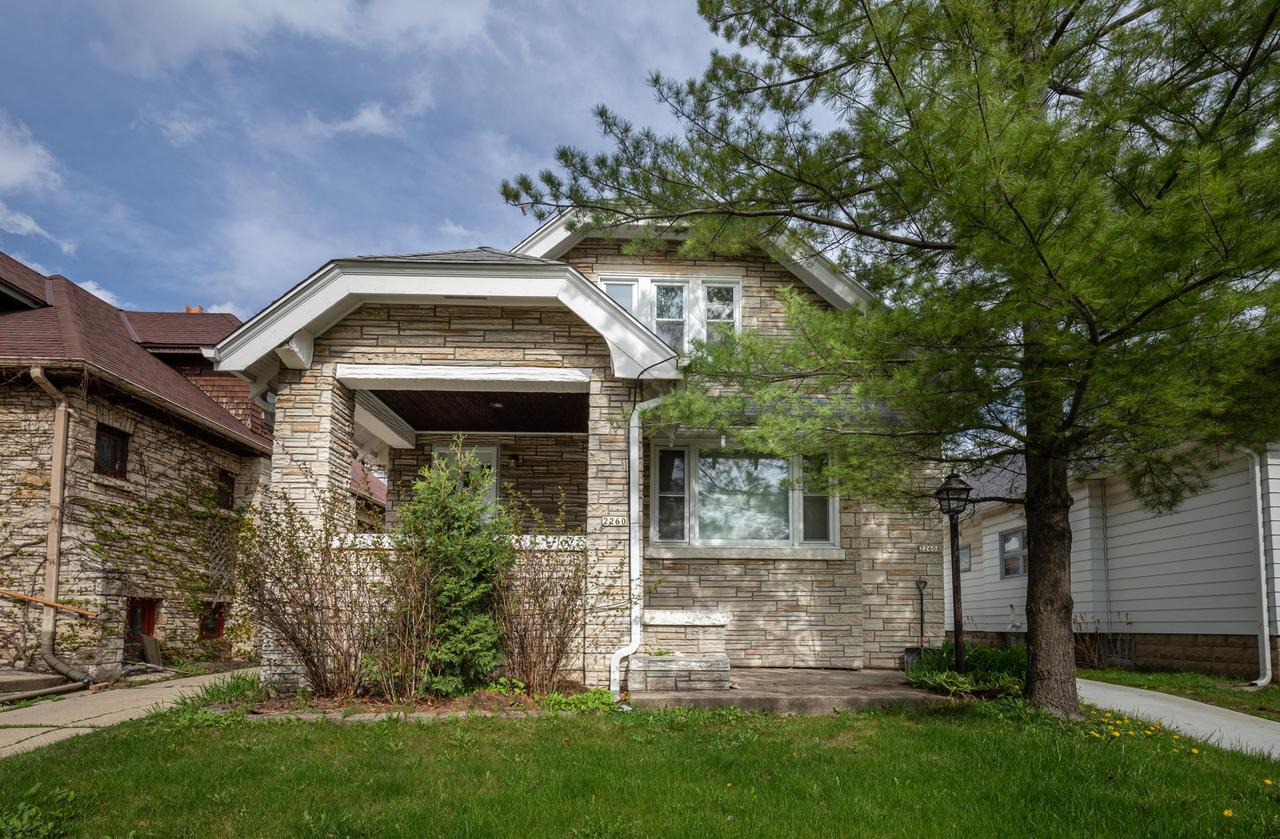 2260 N 63rd St., Wauwatosa, WI 53213