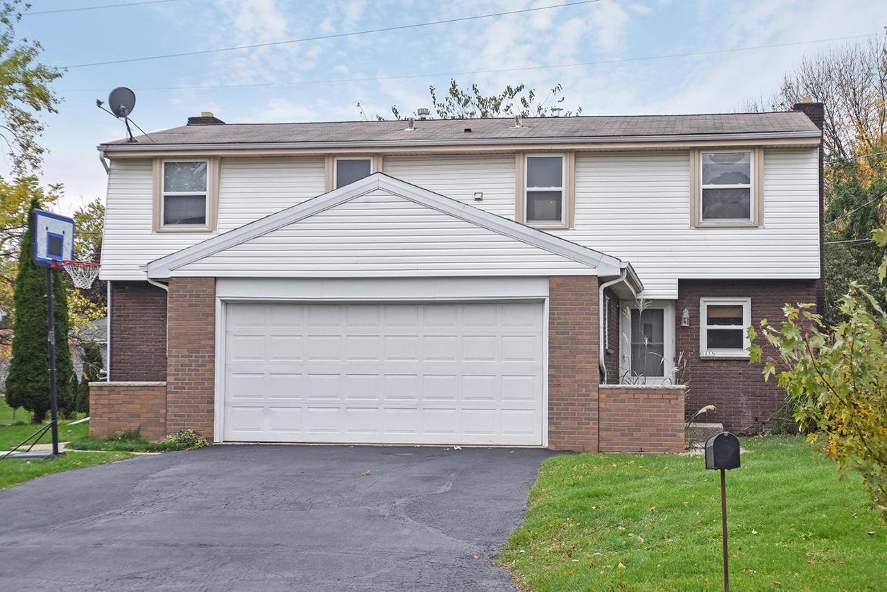 1131 N 119th St #1133, Wauwatosa, WI 53226