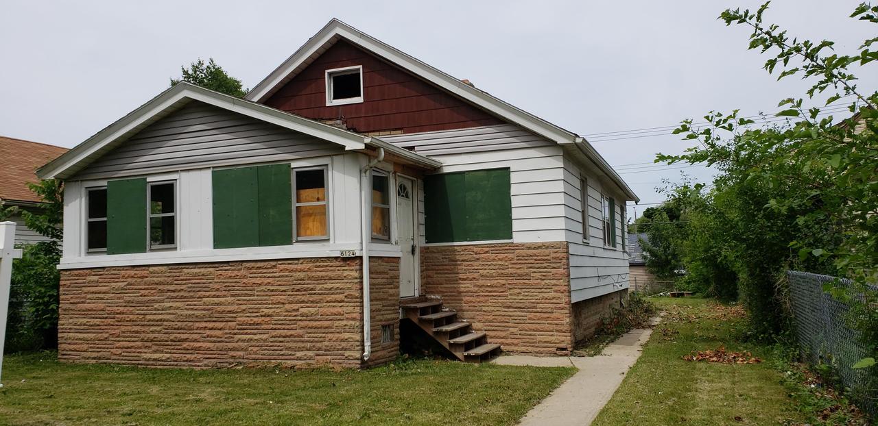 6124 W Medford Ave, Milwaukee, WI 53218