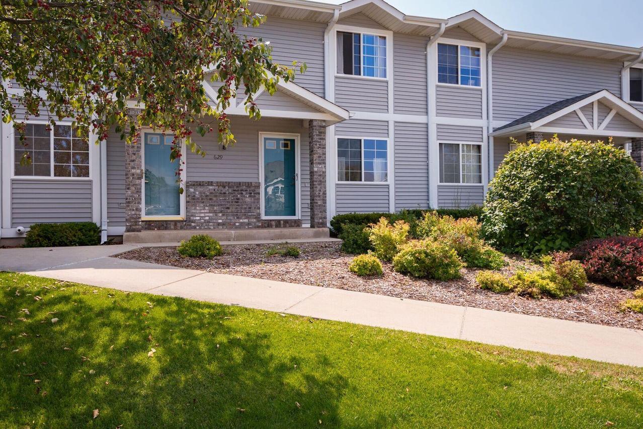 629 Shepherds Dr. #5, West Bend, WI 53090