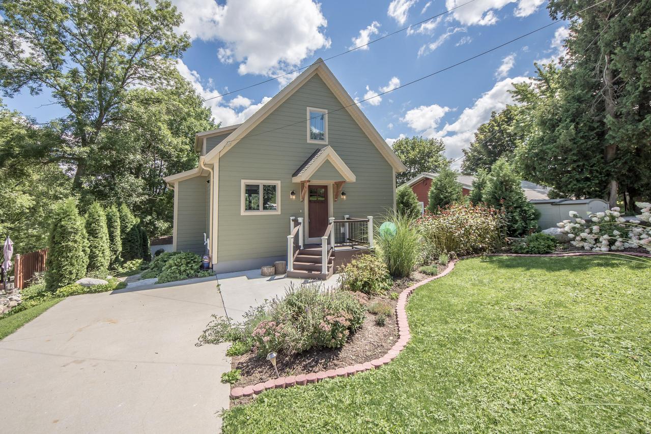 N7415 Lake Ter., Rhine, WI 53073