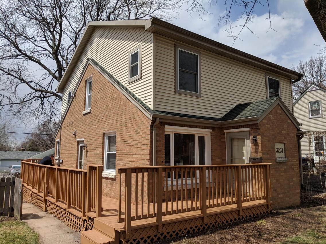 3231 N 82nd St, Milwaukee, WI 53222