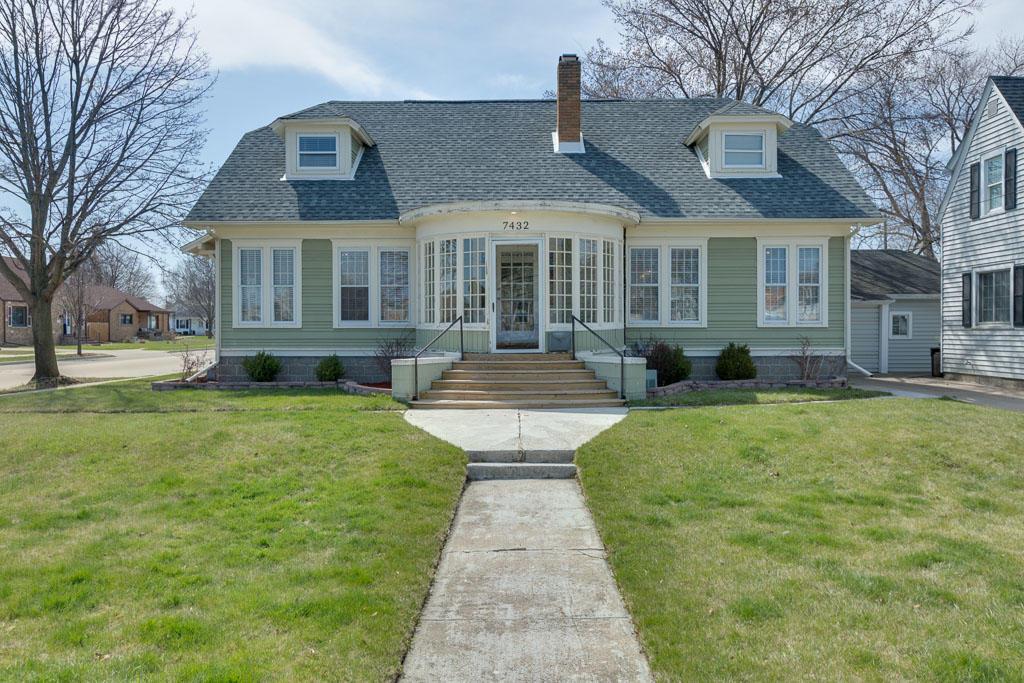 7432 27th Ave, Kenosha, WI 53143