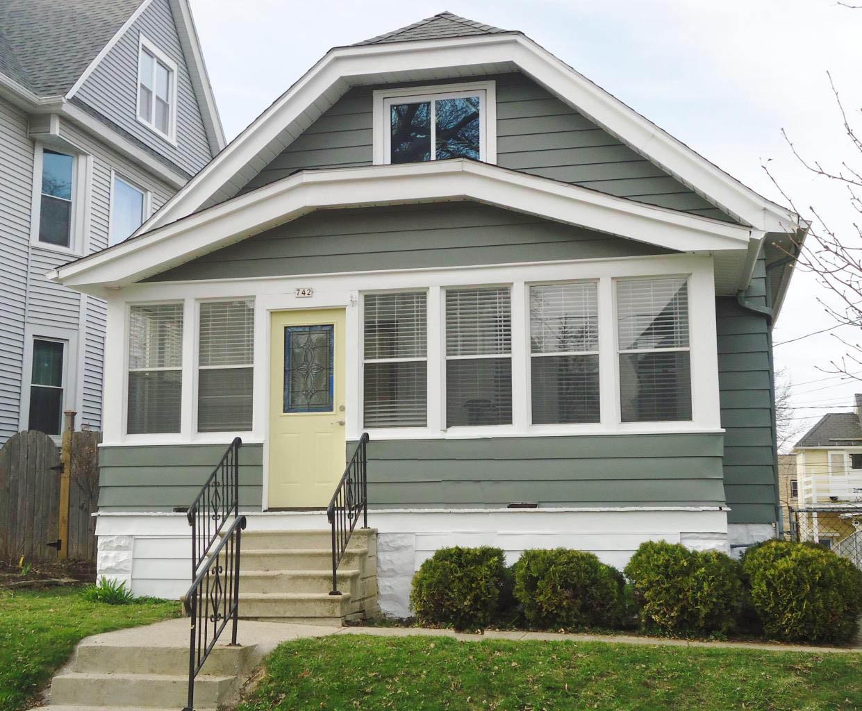 742 E Homer St, Milwaukee, WI 53207