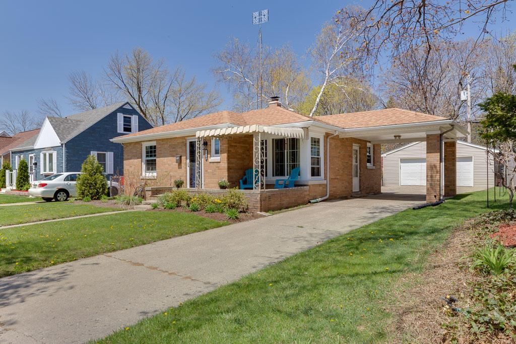 1814 75th St, Kenosha, WI 53143