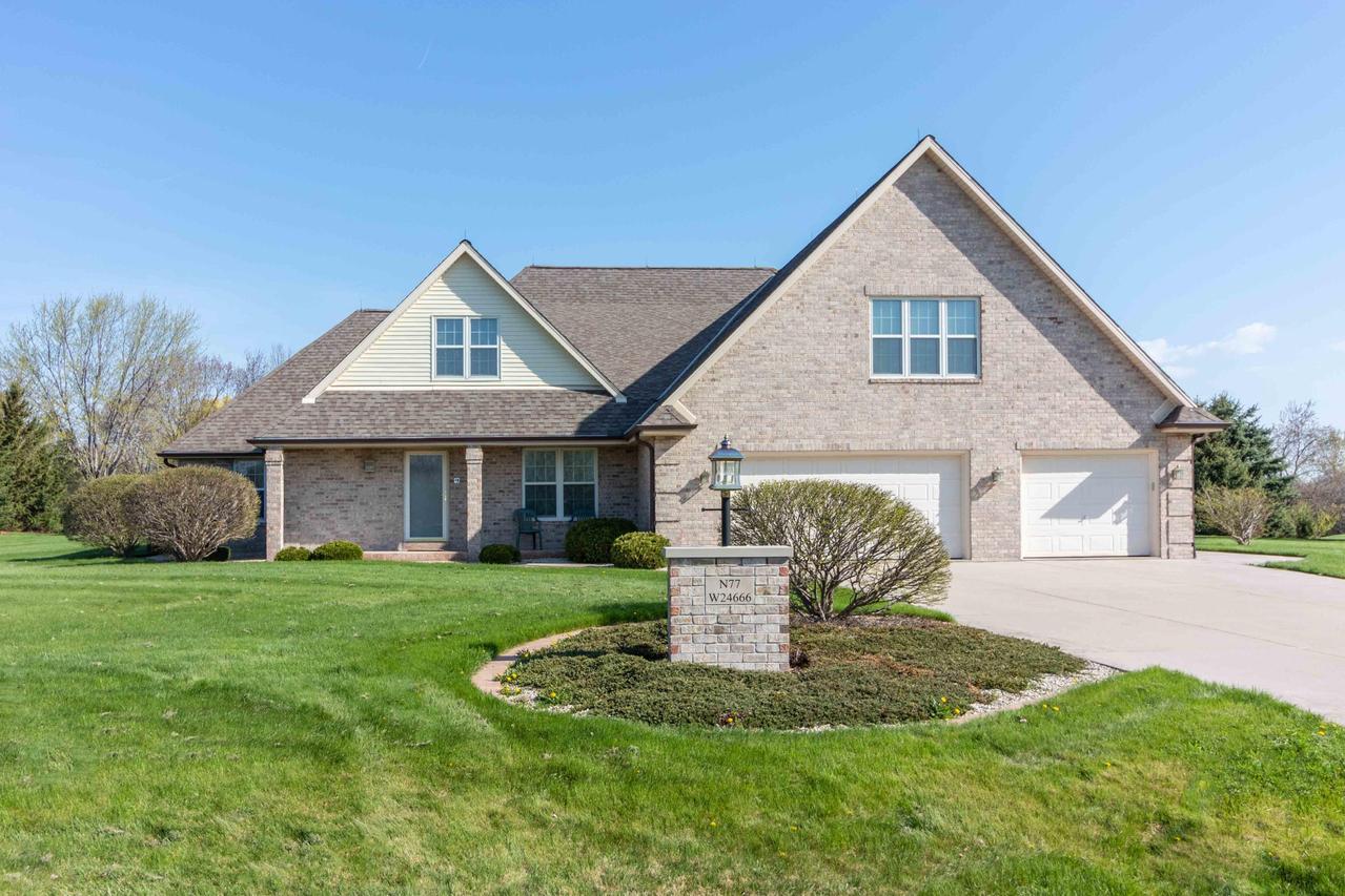 N77W24666 Century Ct, Lisbon, WI 53089