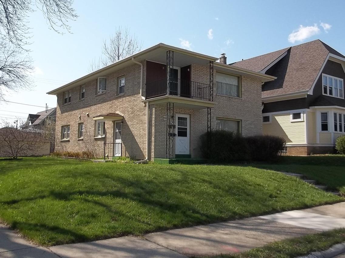 3155 S Mabbett Ave, Milwaukee, WI 53207