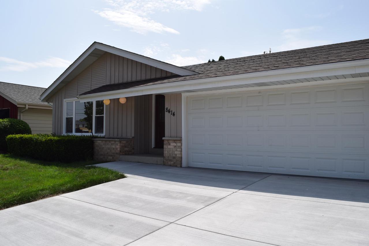 8414 22nd Ave, Kenosha, WI 53143