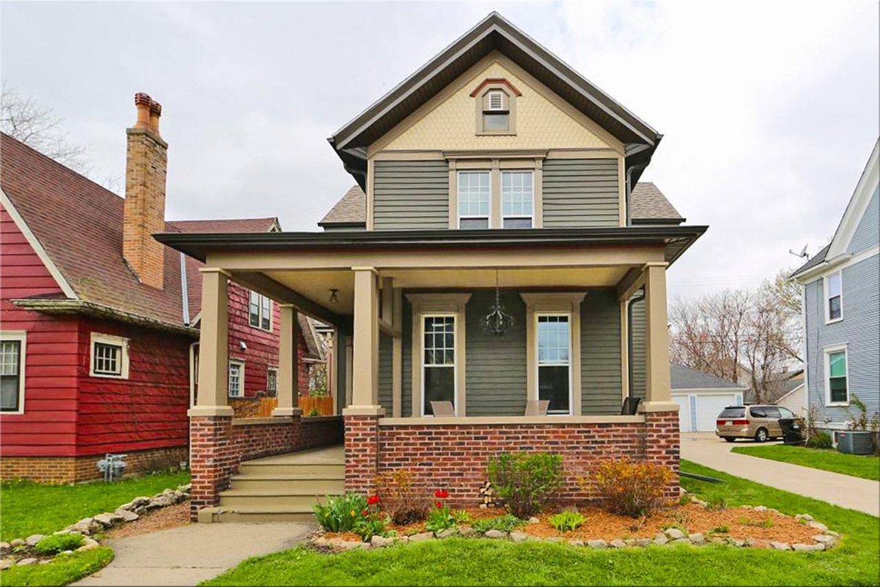 1418 Park Ave, Racine, WI 53403