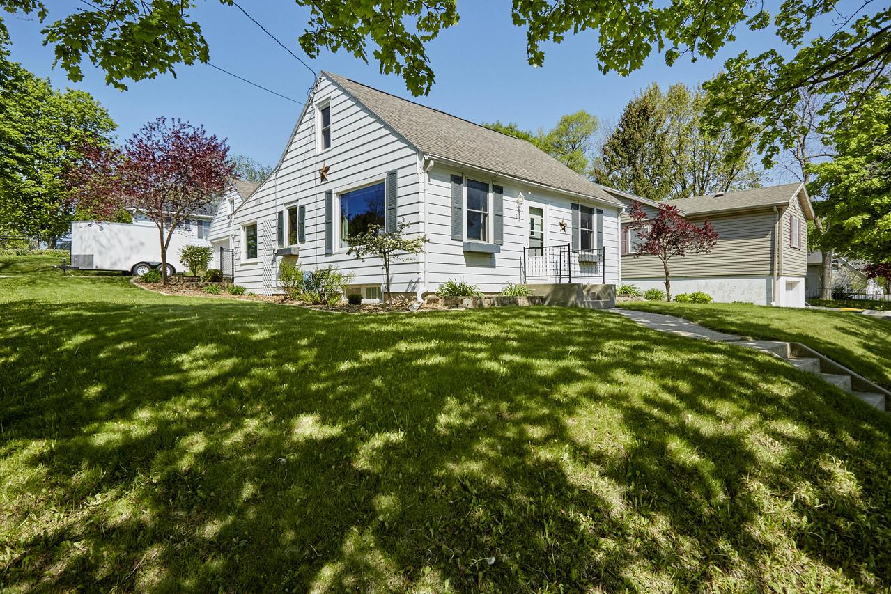 317 Lucile St, Fort Atkinson, WI 53538