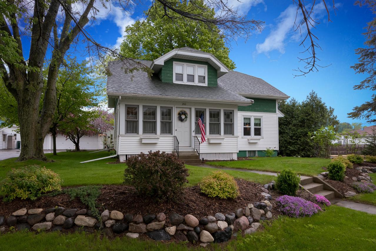 200 Kettle Moraine N Dr., Slinger, WI 53086