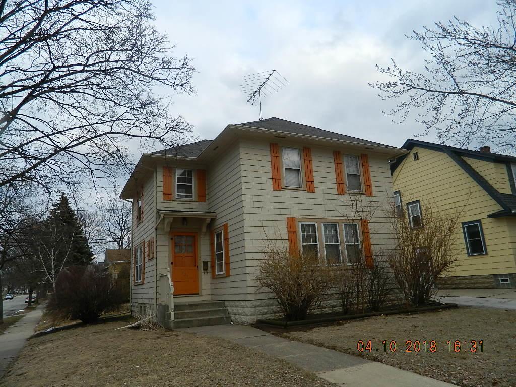401 S Grand Ave, Waukesha, WI 53186